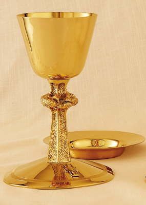 Gold Chalice With Deep Well Paten
